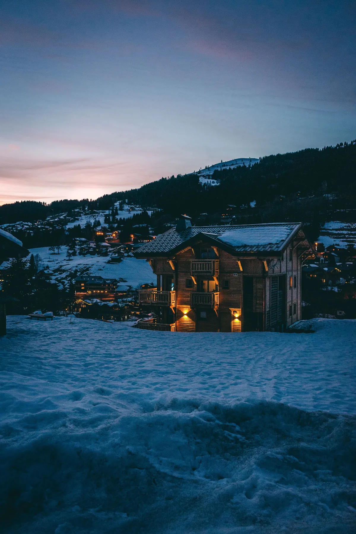 Ski-In Chalet, butler included